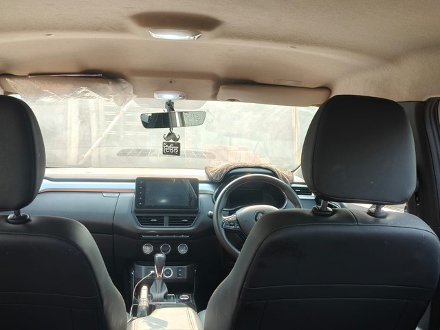 Second-hand 2024 Renault Kiger RXT Opt Turbo CVT for sale in Sirsa-5