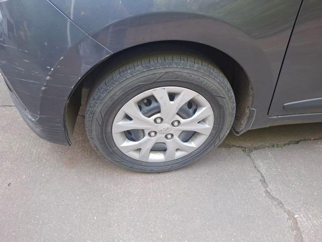 Second-hand 2016 Hyundai Grand i10 Sportz for sale in Valsad-4