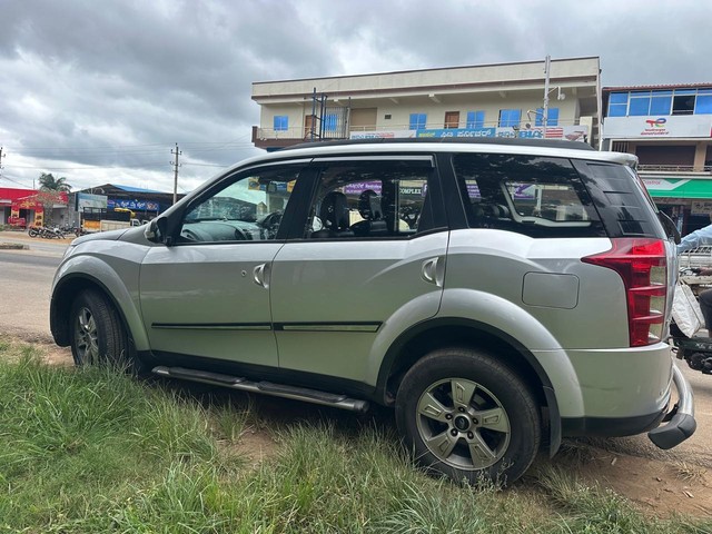 Second-hand 2012 Mahindra XUV500 W8 FWD for sale in Hassan-4