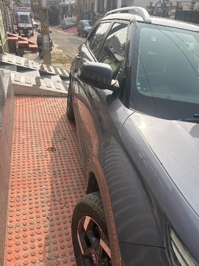 Second-hand 2019 Hyundai Venue SX Turbo BSIV for sale in Ajmer-2