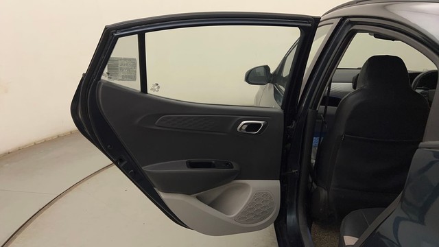 Second-hand 2021 Hyundai Grand i10 1.2 Kappa Sportz BSIV for sale in Mumbai-35