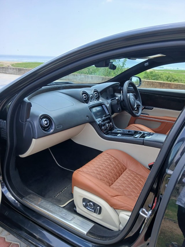 Second-hand 2019 Jaguar XJ 3.0L Premium Luxury for sale in Chennai-7