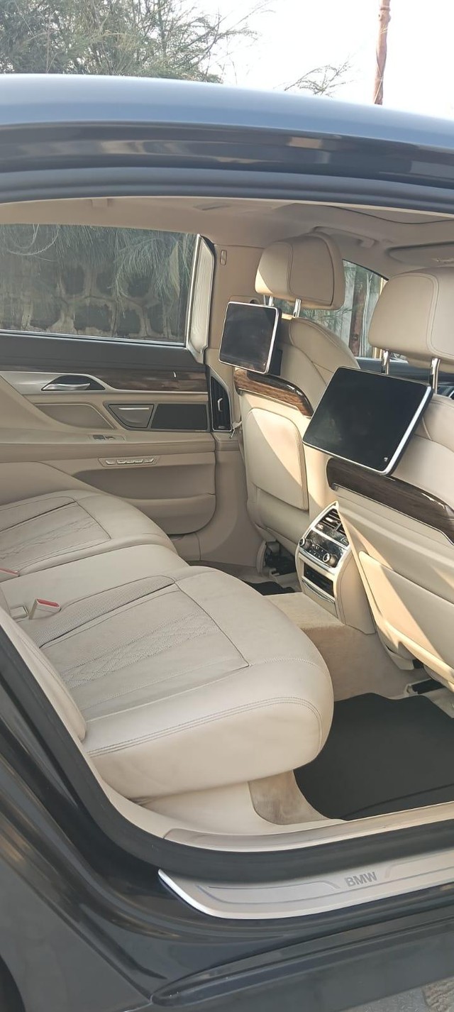 Second-hand 2017 BMW 7 Series 730Ld DPE Signature for sale in Chennai-4