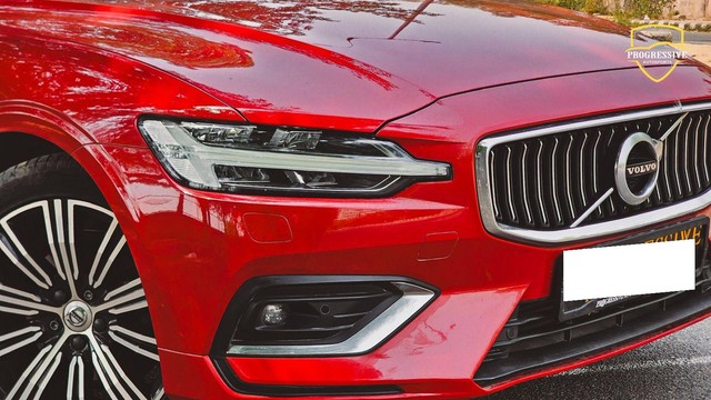 Second-hand 2022 Volvo S60 T4 Inscription for sale in New Delhi-5