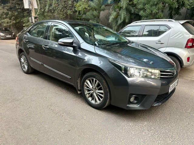 Second-hand 2014 Toyota Corolla Altis 1.8 VL AT for sale in New Delhi-6