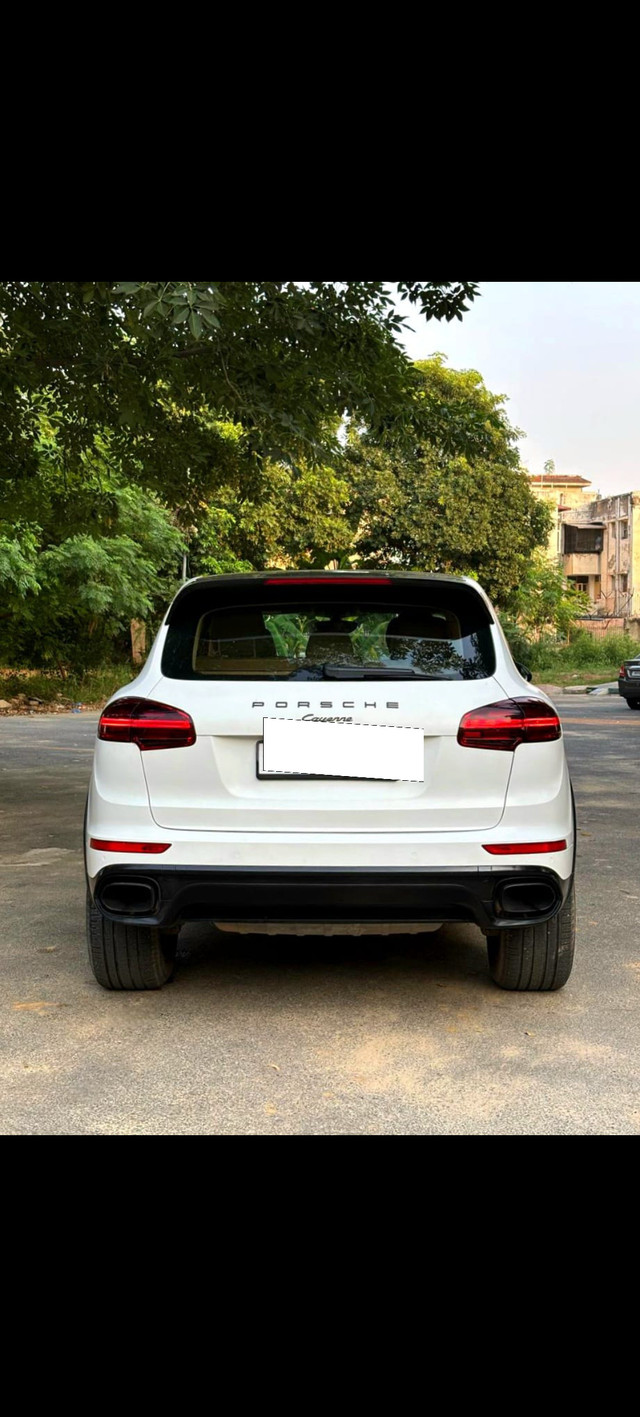 Second-hand 2018 Porsche Cayenne Diesel Platinum Edition for sale in Gurgaon-1
