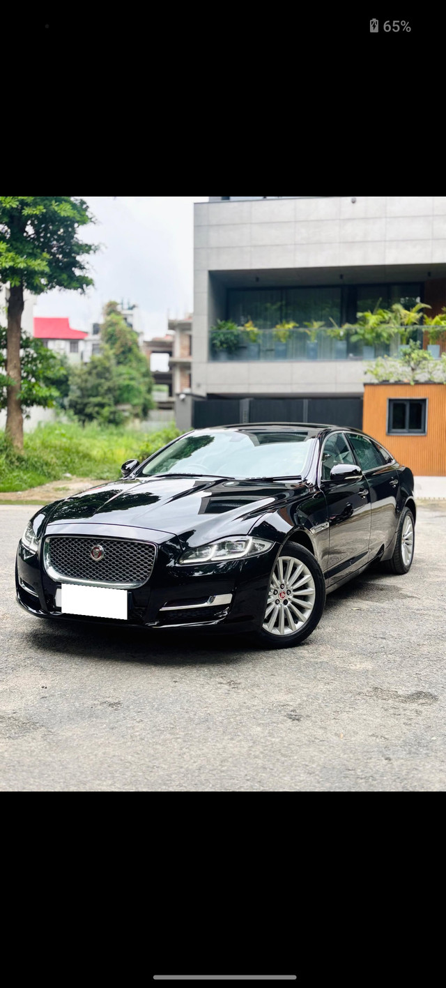 Jaguar XJ 3.0L Premium Luxury Second-hand 2017 Jaguar XJ 3.0L Premium Luxury for sale in Gurgaon-5