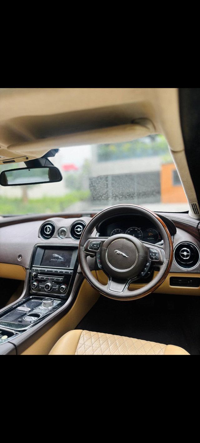 Jaguar XJ 3.0L Premium Luxury Second-hand 2017 Jaguar XJ 3.0L Premium Luxury for sale in Gurgaon-6