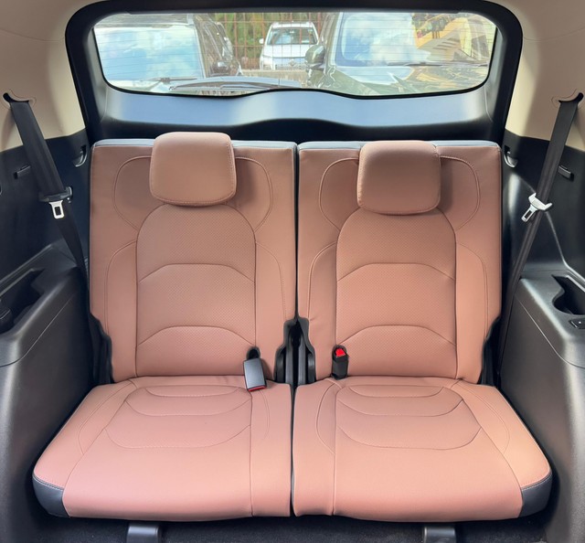 Second-hand 2023 MG Hector Plus 1.5 Turbo Savvy Pro CVT 7 Str BSVI for sale in Mumbai-11