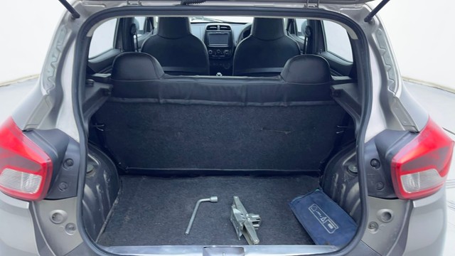 Second-hand 2018 Renault KWID 1.0 RXT Opt for sale in Hyderabad-9