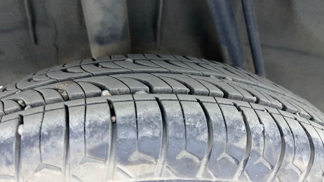 Second-hand 2018 Renault KWID 1.0 RXT Opt for sale in Hyderabad-25