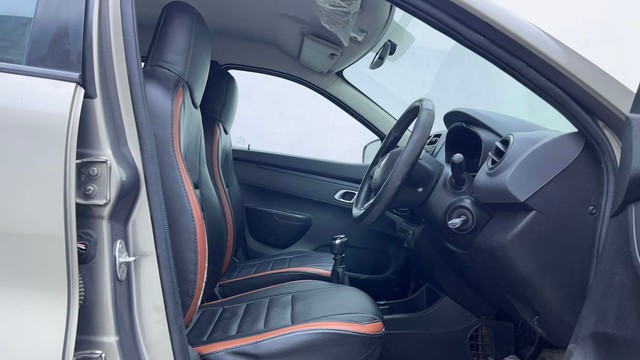 Second-hand 2018 Renault KWID 1.0 RXT Opt for sale in Hyderabad-15