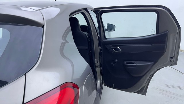 Second-hand 2018 Renault KWID 1.0 RXT Opt for sale in Hyderabad-30