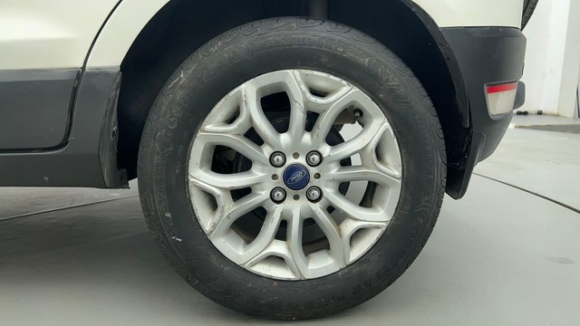 Second-hand 2016 Ford Ecosport 1.5 TDCi Titanium BSIV for sale in Ahmedabad-19