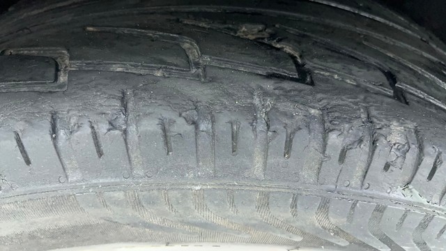 Second-hand 2016 Ford Ecosport 1.5 TDCi Titanium BSIV for sale in Ahmedabad-27