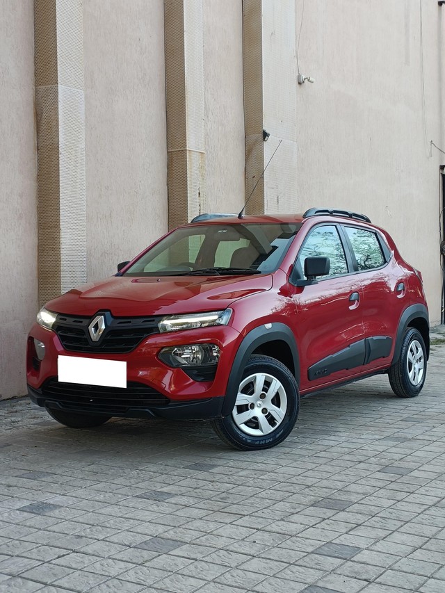 Second-hand 2016 Renault KWID RXT for sale in Nashik-5