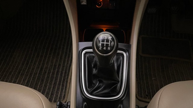 Second-hand 2018 Maruti Ciaz Petrol for sale in Mysore-12