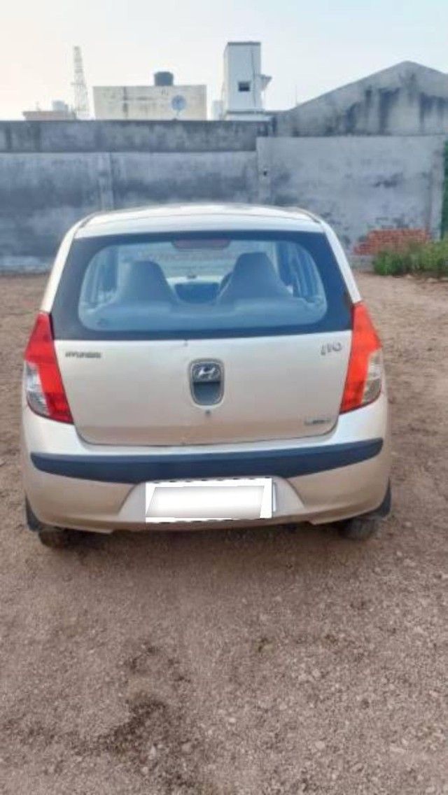 Second-hand 2010 Hyundai i10 Era for sale in Amreli-9