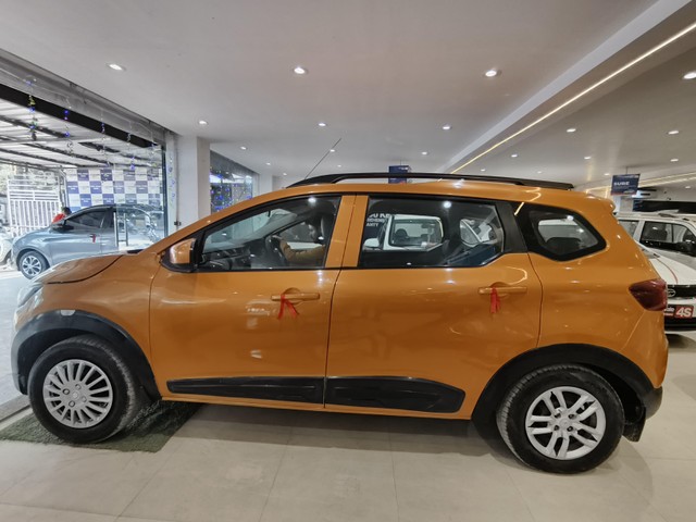 Second-hand 2021 Renault Triber RXL BSVI for sale in Kanpur-3