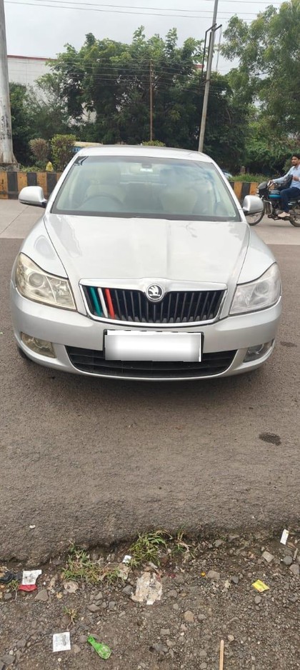 Second-hand 2013 Skoda Laura Ambition 2.0 TDI CR MT for sale in Aurangabad