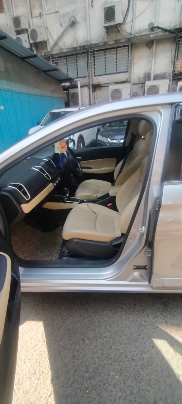 Second-hand 2022 Honda City ZX CVT for sale in Thane