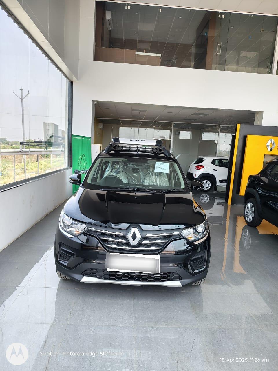 Used 2025 Renault Triber Almost New CNG Manual in Pune at ₹8.59 Lakh ...