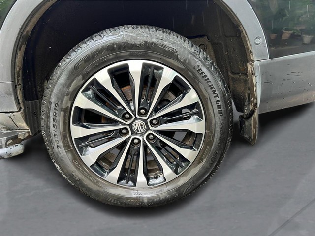 Second-hand 2022 MG Gloster Savvy 4x4 6Str for sale in Mumbai-6