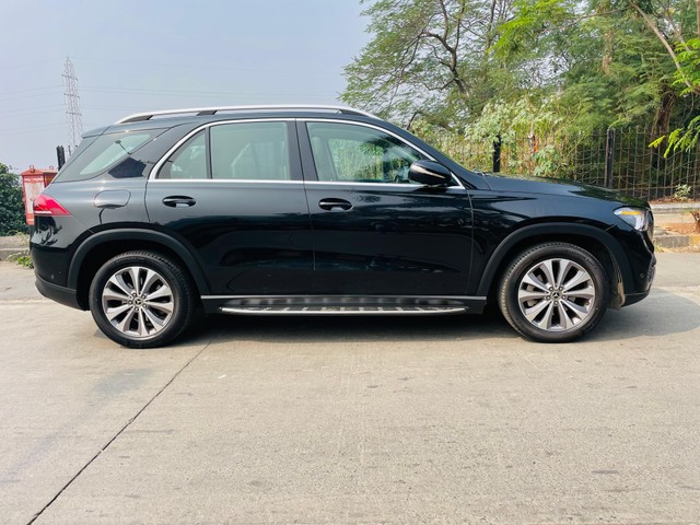 Second-hand 2023 Mercedes-Benz GLE 300d 4Matic for sale in Mumbai-1