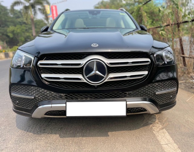 Second-hand 2023 Mercedes-Benz GLE 300d 4Matic for sale in Mumbai-5