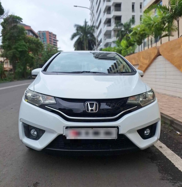 Second-hand 2016 Honda Jazz 1.2 S AT i VTEC for sale in Surat-3