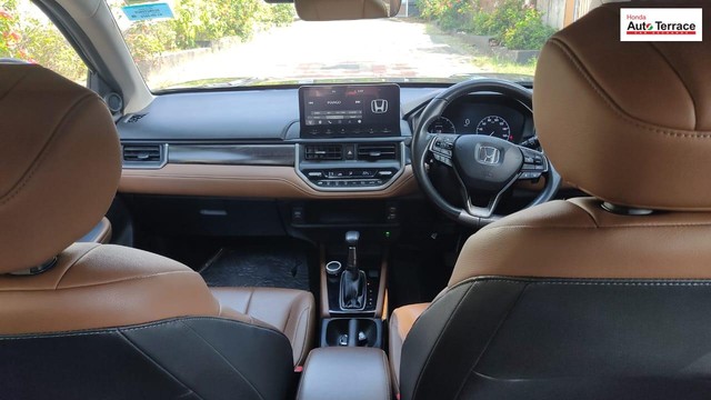 Second-hand 2024 Honda Elevate ZX CVT Non RF for sale in Thrissur-8