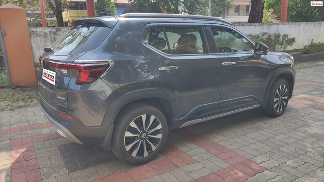 Second-hand 2024 Honda Elevate ZX CVT Non RF for sale in Thrissur-5