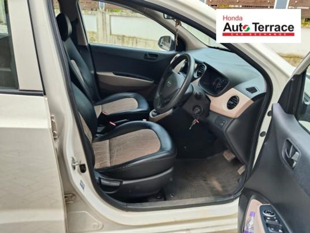 Second-hand 2016 Hyundai Grand i10 1.2 Kappa Magna AT for sale in Kottayam-6