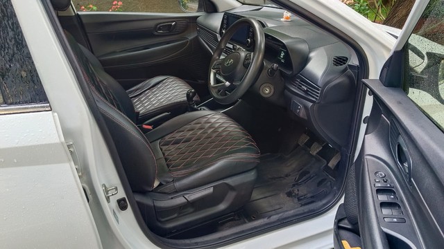 Second-hand 2022 Hyundai i20 Sportz BSVI for sale in Bangalore-12