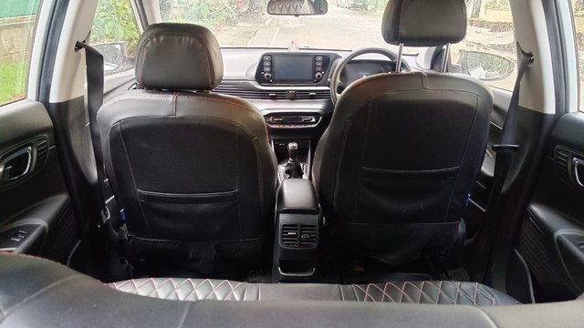 Second-hand 2022 Hyundai i20 Sportz BSVI for sale in Bangalore-10