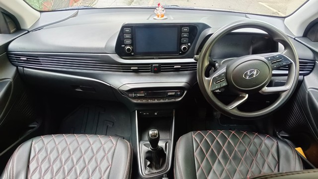 Second-hand 2022 Hyundai i20 Sportz BSVI for sale in Bangalore-9