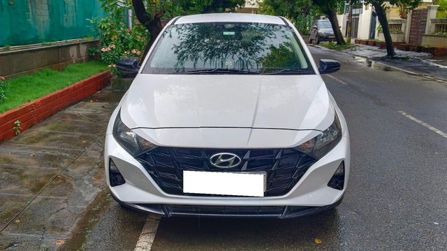 Second-hand 2022 Hyundai i20 Sportz BSVI for sale in Bangalore-5