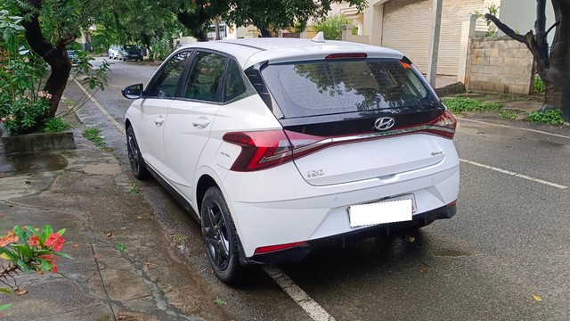 Second-hand 2022 Hyundai i20 Sportz BSVI for sale in Bangalore-17