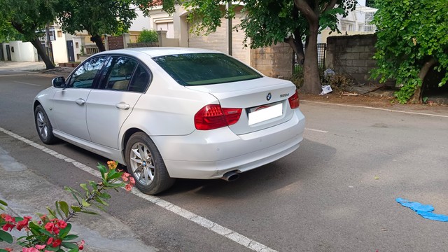 Second-hand 2012 BMW 3 Series 320d Prestige for sale in Bangalore-9