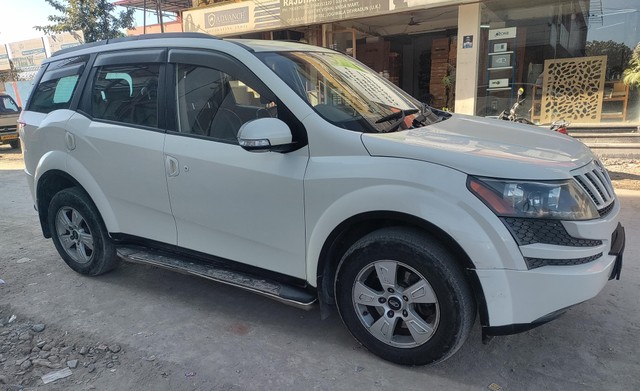 Second-hand 2014 Mahindra XUV500 W8 2WD for sale in Dehradun-2