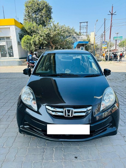Honda Amaze S i-Dtech Second-hand 2015 Honda Amaze S i-Dtech for sale in Lucknow