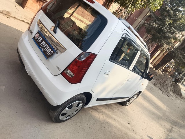 Second-hand 2017 Maruti Wagon R VXI Optional for sale in Agra-6
