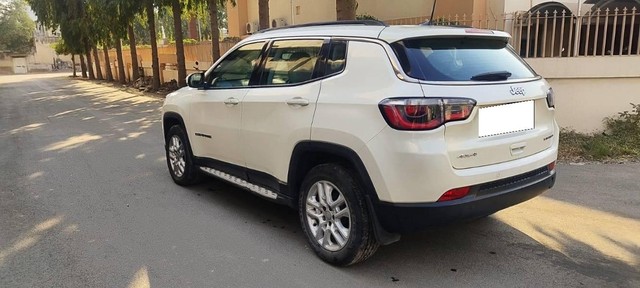Second-hand 2018 Jeep Compass 2.0 Limited 4X4 for sale in Rajkot-2