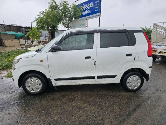Second-hand 2021 Maruti Wagon R CNG LXI for sale in Ahmedabad