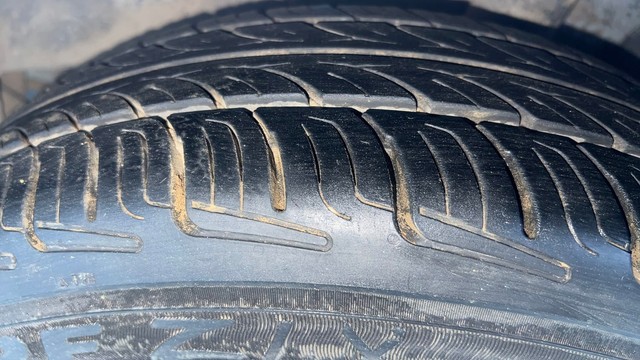 Second-hand 2023 Hyundai Aura SX CNG for sale in Sonipat-35