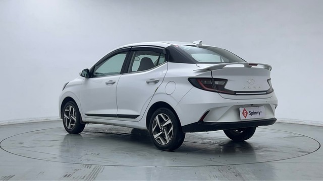 Second-hand 2023 Hyundai Aura SX CNG for sale in Sonipat-5