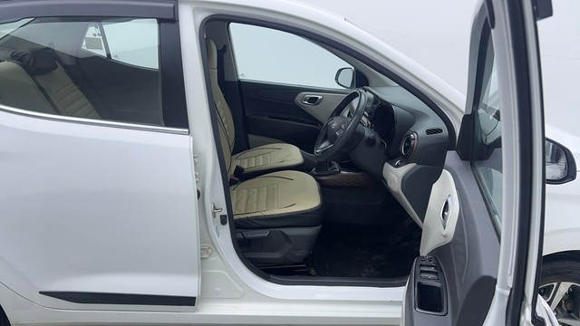 Second-hand 2023 Hyundai Aura SX CNG for sale in Sonipat-15