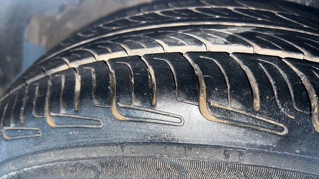 Second-hand 2023 Hyundai Aura SX CNG for sale in Sonipat-33