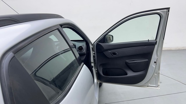 Second-hand 2018 Renault KWID 1.0 RXT Opt for sale in Sonipat-16