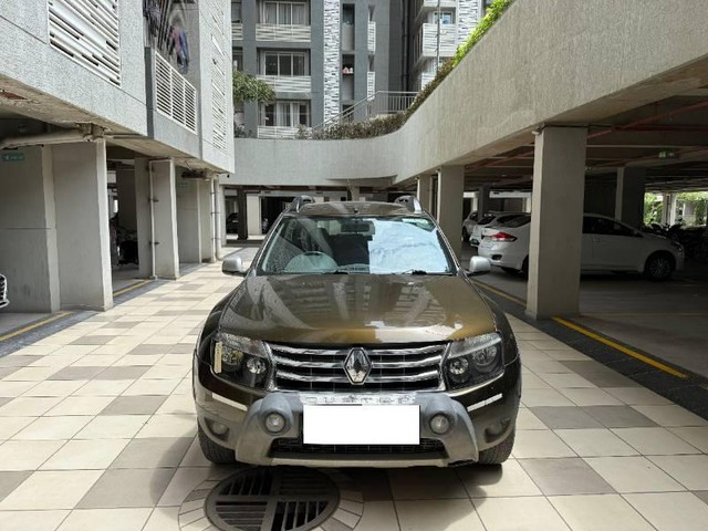 Second-hand 2014 Renault Duster 4x4 for sale in Ahmedabad-2